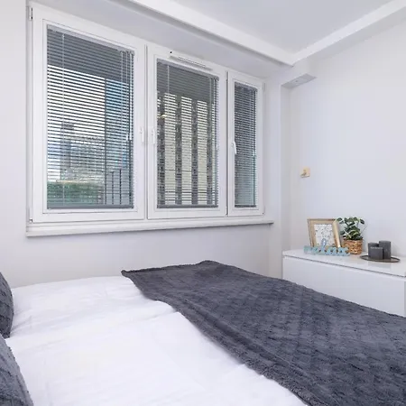 Apartment Korfantego Stylish With View Spodek By Renters